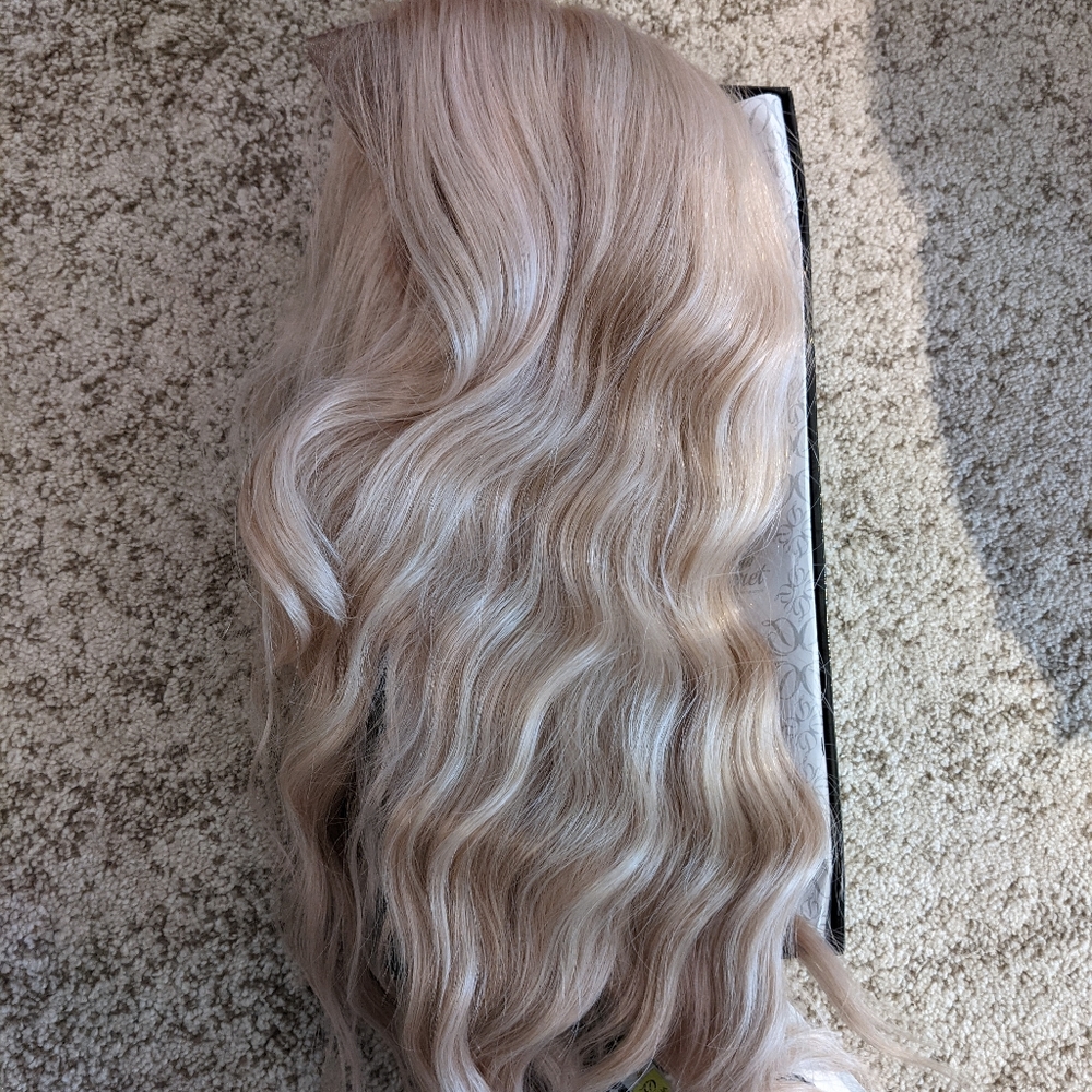 Diana Brazilian Secret Lucia Rose Gold wig